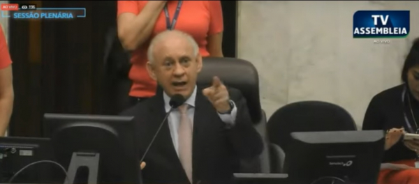 Traiano: presidente da Assembleia se irritou com manifestante