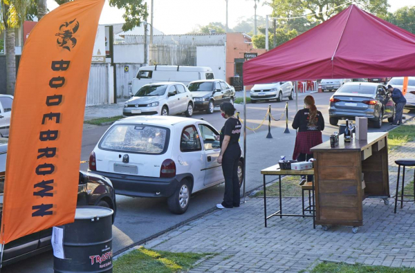 Drive trhu Bodebrown - Pega e Vaza.