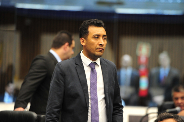 Soldado Adriano (PV): deputado tem sintomas leves