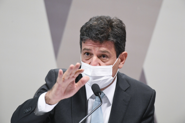 Mandetta: ex-,ministro é o primeiro a depor na CPI