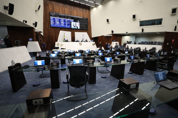 Assembleia: objetivo é ajudar empresas paranaenses que têm enfrentado dificuldades financeiras, especialmente no período da pandemia.