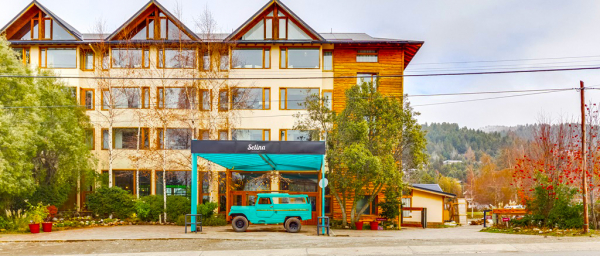 Selina chega a Bariloche com um hotel localizado no coração da cidade