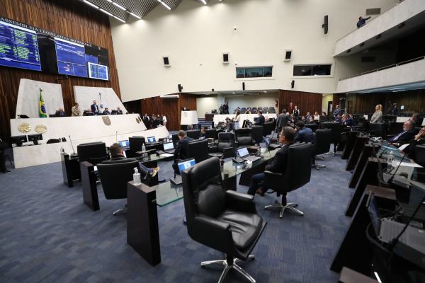 Assembleia: governo pediu suspensão do recesso por causa de redução do ICMS sobre combustíveis