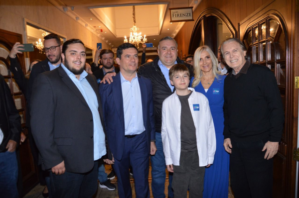 Leprevost (União Brasil): posse teve presença de Moro e do presidente nacional da sigla, Luciano Bivar
