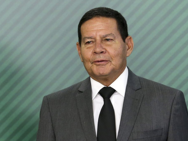 Mourão: decreto atende a compromisso de campanha de Bolsonaro