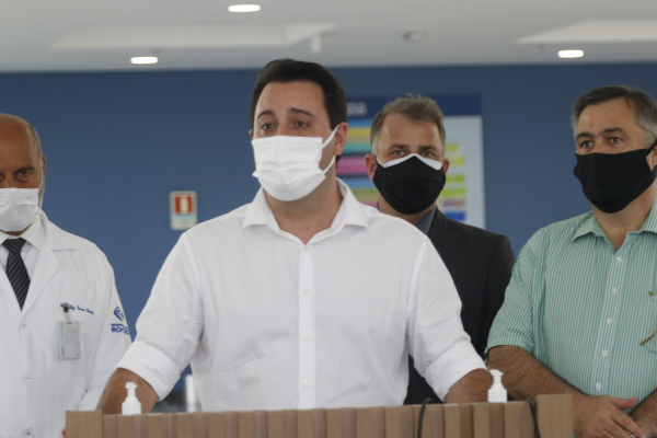Ratinho Jr (PSD): governador diz que restrições são indispensáveis diante da alta ocupação de UTIs e demora na vacinação