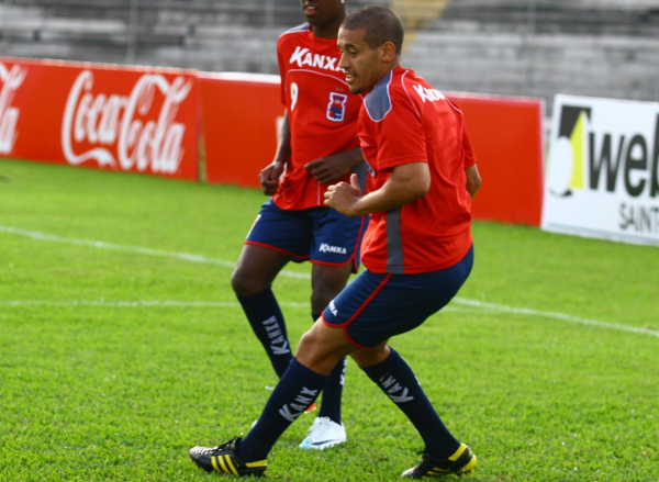 Javier Méndez em treino do Paraná Clube