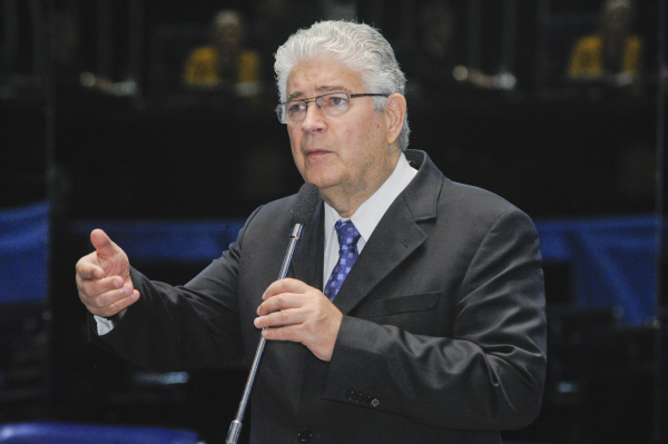 Requião: ex-governador conversou com diretor da Paraná Pesquisas