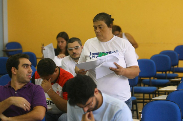 Projeto previa a mudança dos prazos dos concursos homologados até 20 de março de 2020, data em que o Brasil reconheceu o estado de calamidade pública devido à crise sanitária