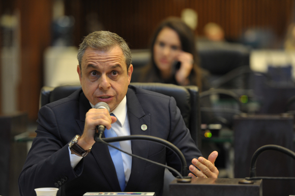 Arruda: deputado do PSL alega que rede violou Código Brasileiro das Comunicações com ataques a Bolsonaro
