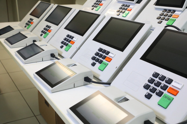 Por meio dos vídeos será possível descobrir como a urna é montada