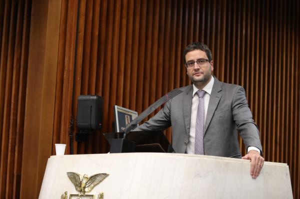 Marchese (PROS): "entendemos que a educação tem de ser vista como prioridade quando se fala em reabertura"