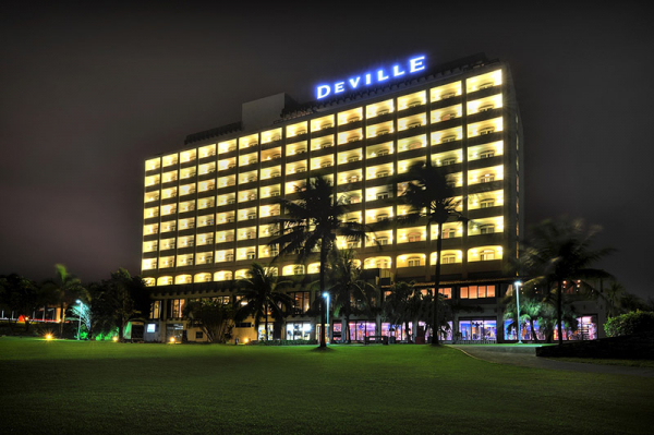 A unidade Deville Prime Salvador participa da Black Week