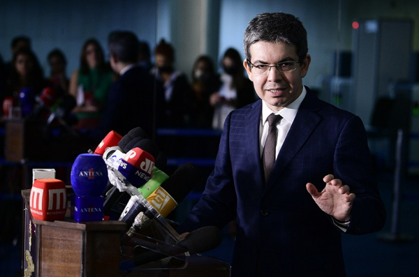 Randolfe Rodrigues (Rede-AP): requerimento deve ser protocolado na terça-feira