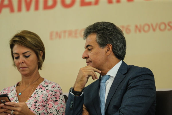 Fernanda e Beto Richa: bloqueio havia sido determinado dentro da operação Integração
