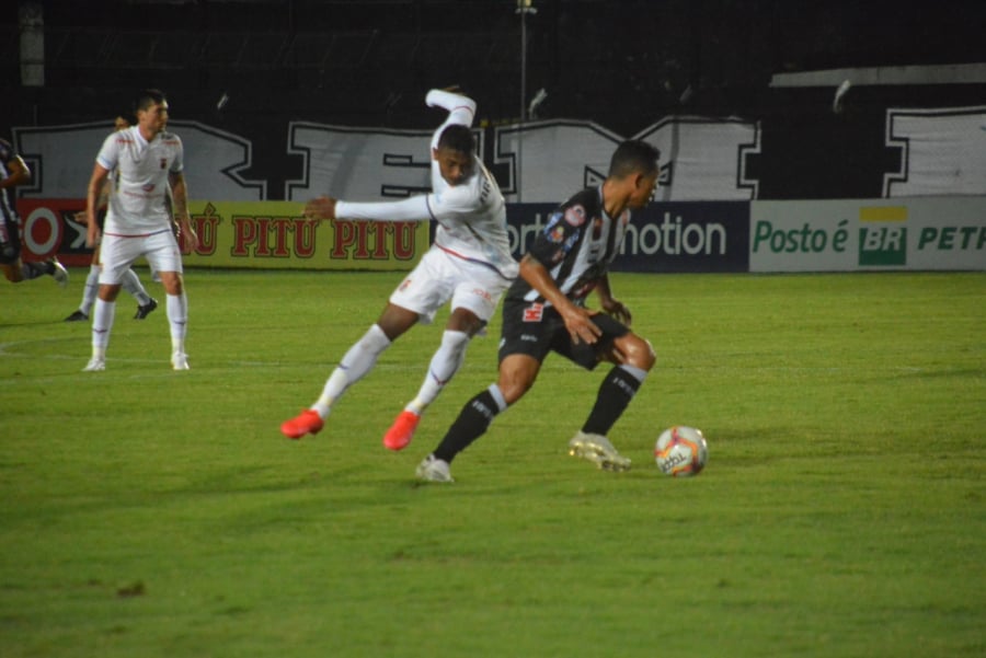 Operário 1x0 Paraná
