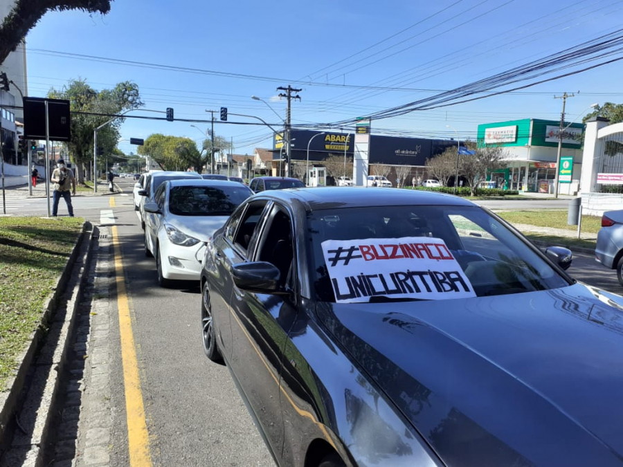 Protesto na UniCuritiba