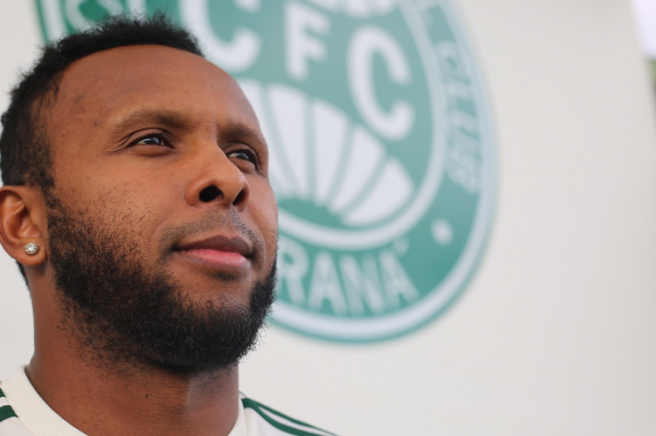 "Chiquinho: ele pode atuar em tr\u00eas posi\u00e7\u00f5es diferentes"