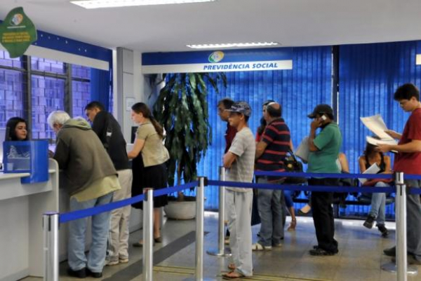 Caso a per\u00edcia n\u00e3o seja marcada, o pagamento ficar\u00e1 suspenso at\u00e9 o convocado regularizar sua situa\u00e7\u00e3o