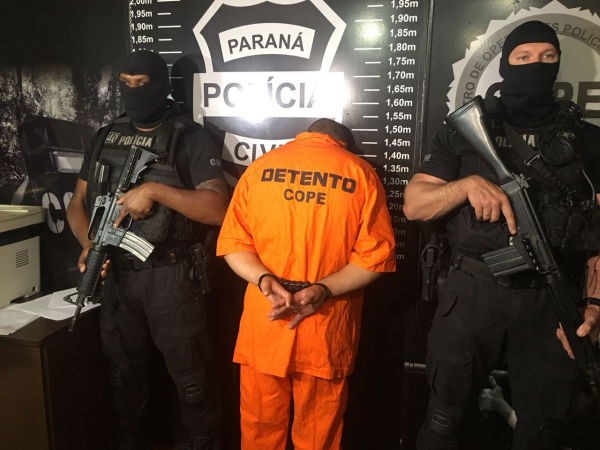 O homem foi detido em sua resid\u00eancia, no bairro Parolin.