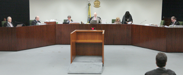 Sess\u00e3o de ontem da Segunda Turma do Supremo Tribunal