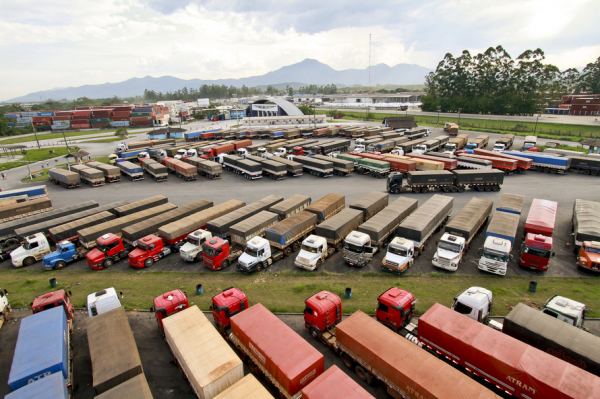 P\u00e1tio de triagem do Porto de Paranagu\u00e1