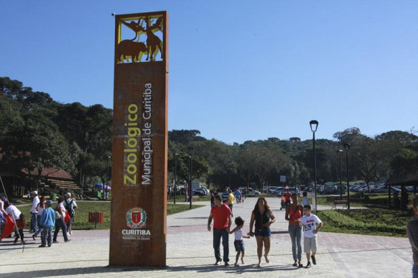 Zool\u00f3gico de Curitiba ter\u00e1 hor\u00e1rio especial por causa do feriado de 1\u00ba de Maio