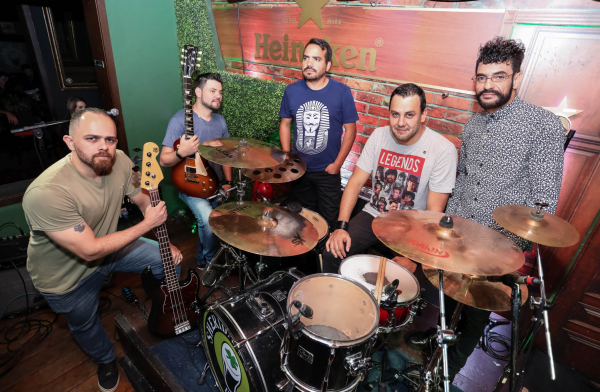 Legi\u00e3o Urbana Cover Curitiba.
