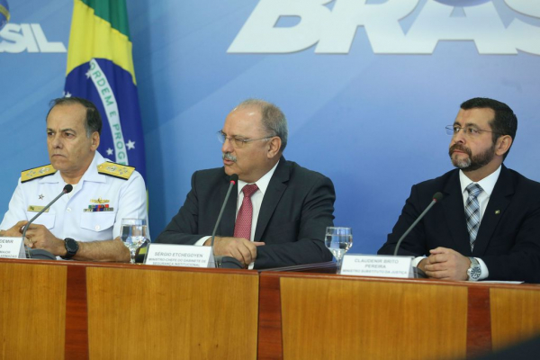 "Etchegoeyon: benef\u00edcio a caminhoneiros deve retornar para a popula\u00e7\u00e3o"