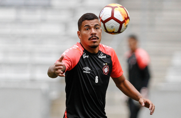 "Carleto: no Top 10 de quatro estat\u00edsticas do Brasileir\u00e3o 2018"