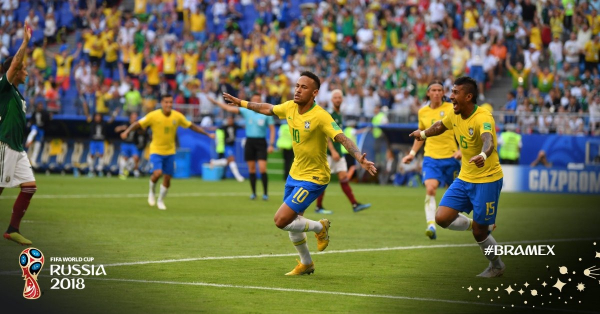 Neymar comemora o primeiro gol do Brasil