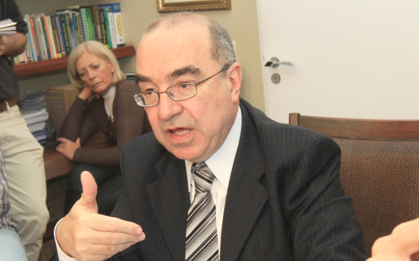 "Camp\u00ealo Filho: Tribunal de Justi\u00e7a reverteu a decis\u00e3o que condenava o advogado"