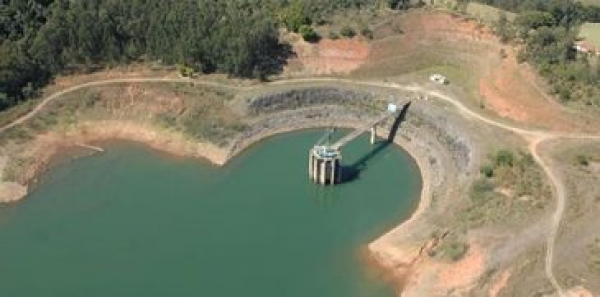 Sabesp diz que falta de chuva reduziu para 39,6% capacidade do Sistema Cantareira