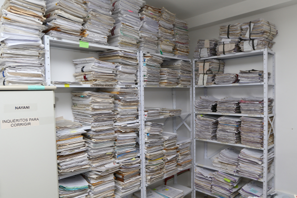 Volume de processos antigos chega a toneladas de papel