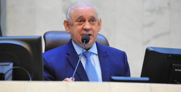 "Traiano: \"deputados dependem de suas bases no interior do Paran\u00e1 para poderem trabalhar nesse per\u00edodo\""