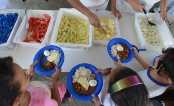 Depois de ficar adormecida, fome volta a preocupar