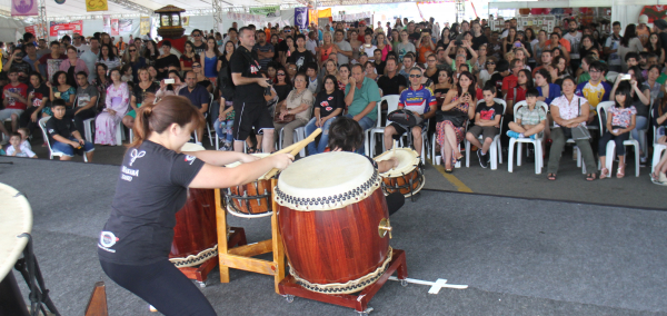 Haru Matsuri festeja a primavera e tamb\u00e9m os 110 anos da imigra\u00e7\u00e3o