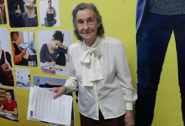 Layla Salmen Vale, 86 anos