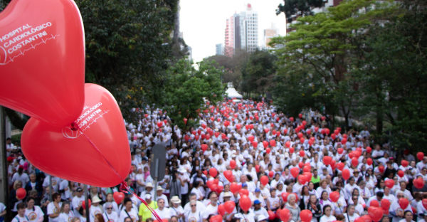 Caminhada do Cora\u00e7\u00e3o chegou \u00e0 sua 14\u00aa edi\u00e7\u00e3o em Curitiba