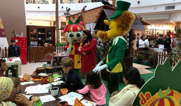 Monteiro Lobato no Shopping Crystal