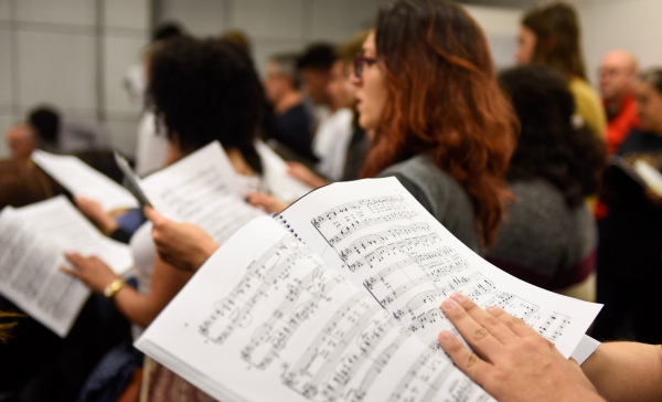 "Ensaio do Coro da UFPR realizado na semana passada: preparativos"
