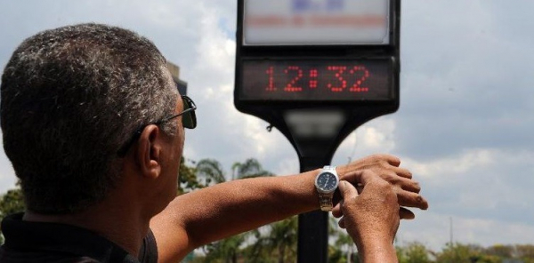 Com a vig\u00eancia do hor\u00e1rio especial, o Brasil ter\u00e1 quatro fusos diferentes
