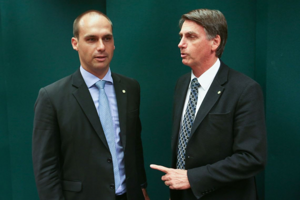 Eduardo e Jair Bolsonaro