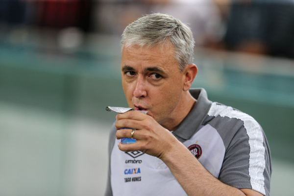 Tiago Nunes