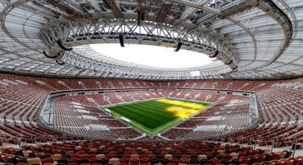 "O est\u00e1dio Luzhniki, em Moscou: palco da abertura da Copa, entre R\u00fassia e Ar\u00e1bia Saudita"