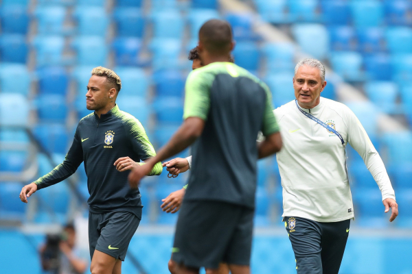 Neymar e Tite no treino dessa quinta-feira