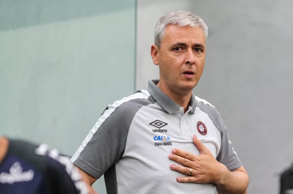 Tiago Nunes
