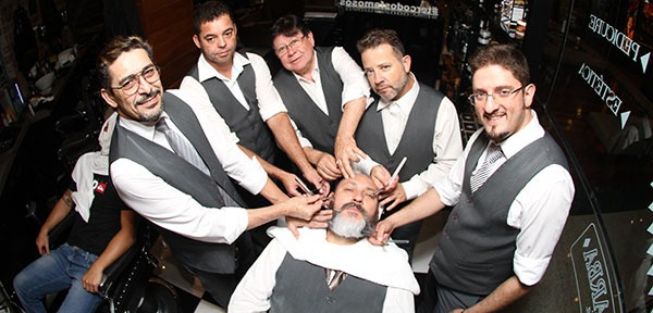 "Barbearia Rei da Barba: novo nicho refor\u00e7a o mercado da beleza, que j\u00e1 \u00e9 campe\u00e3o de vendas"