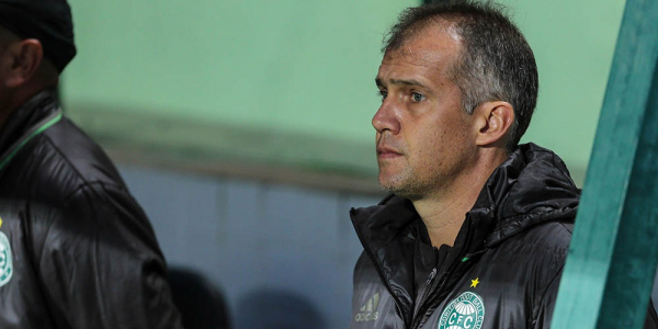 Eduardo Baptista, t\u00e9cnico do Coritiba