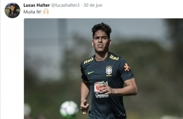 O zagueiro Lucas Halter, do Atl\u00e9tico Paranaense